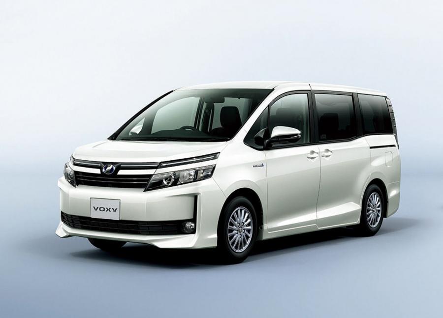  Toyota Voxy 2015 года  (фото 1 из 27)